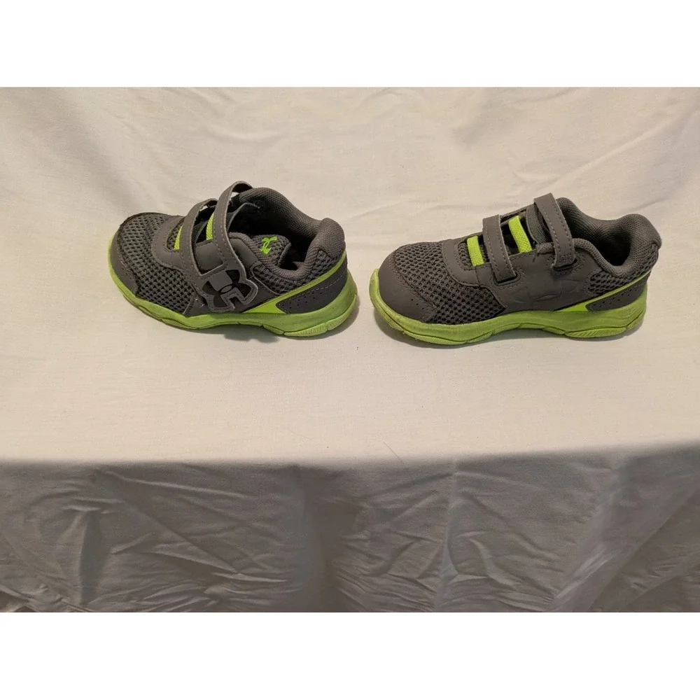 Under Armour Toddler Shoes Size 7K Neon Green & Gray Good Condition‎